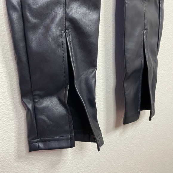 Forever 21 Faux Leather Pants Size XS - Picture 10 of 11